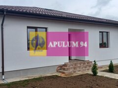 Sabareni, casa noua parter, 3 camere + dependinte