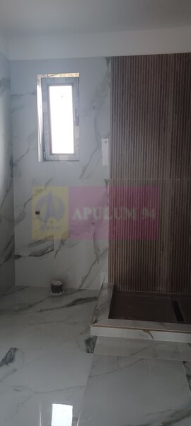 Sabareni, casa noua parter, 3 camere + dependinte